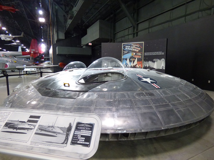 flying saucer 